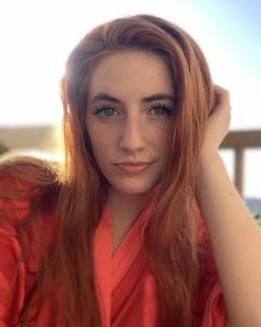 Ариа Карсон