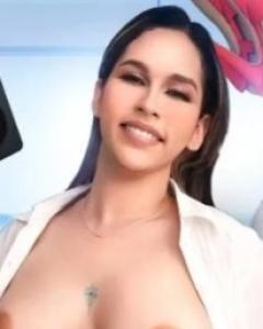 Алондра Наварро